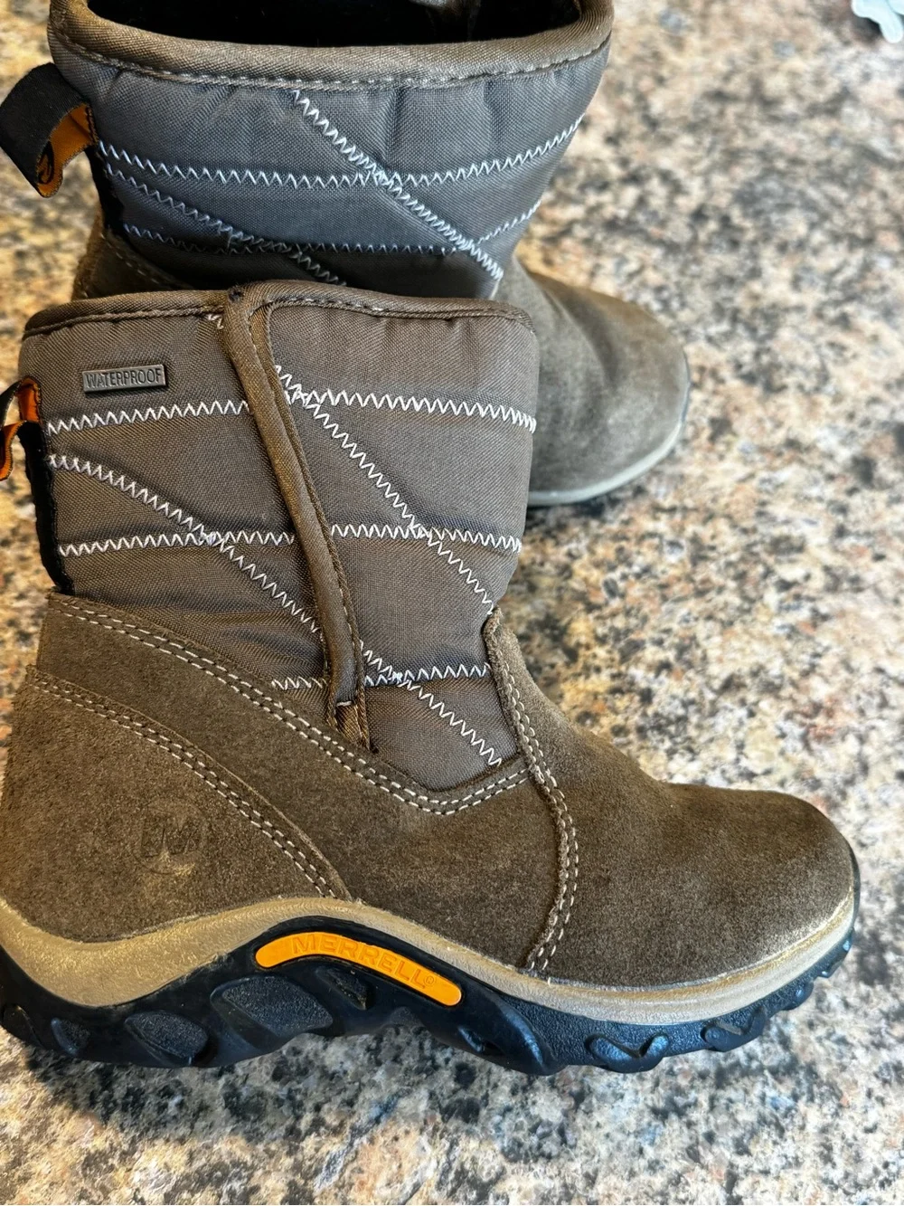 MERRELL toddler Boys 12 Jungle Moc Quilted Tan Outdoor Slip On Snow Boots Winter